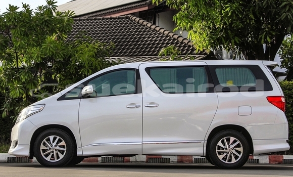 Buy Used Toyota Alphard White Car in Bangkok in Bangkok Buy Used Toyota Alphard White Car in Bangkok in Bangkok