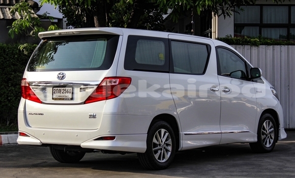 Buy Used Toyota Alphard White Car in Bangkok in Bangkok Buy Used Toyota Alphard White Car in Bangkok in Bangkok