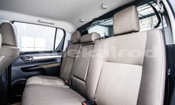 Buy Used Toyota Hiluxe Revo White Car in Bangkok in Bangkok Buy Used Toyota Hiluxe Revo White Car in Bangkok in Bangkok