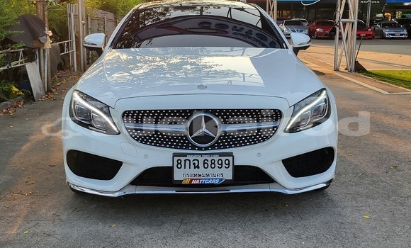 ซื้อ รถมือสอง Mercedes-Benz C250 coupe ขาว รถยนต์ ใน %{เมือง} ใน กรุงเทพมหานคร ซื้อ รถมือสอง Mercedes-Benz C250 coupe ขาว รถยนต์ ใน %{เมือง} ใน กรุงเทพมหานคร