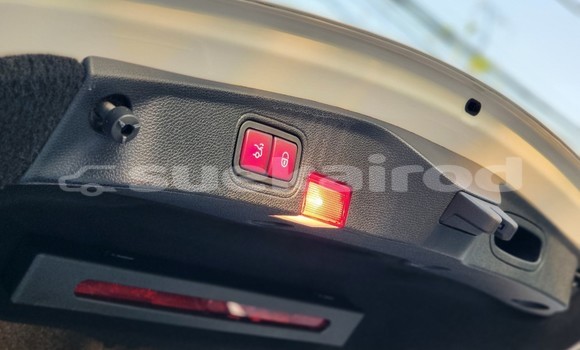 ซื้อ รถมือสอง Mercedes-Benz C250 coupe ขาว รถยนต์ ใน %{เมือง} ใน กรุงเทพมหานคร ซื้อ รถมือสอง Mercedes-Benz C250 coupe ขาว รถยนต์ ใน %{เมือง} ใน กรุงเทพมหานคร