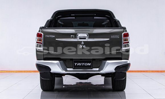 Buy Used Mitsubishi Triton Brown Car in Bangkok in Bangkok Buy Used Mitsubishi Triton Brown Car in Bangkok in Bangkok