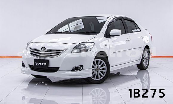 ซื้อ รถมือสอง Toyota Vios ขาว รถยนต์ ใน %{เมือง} ใน กรุงเทพมหานคร