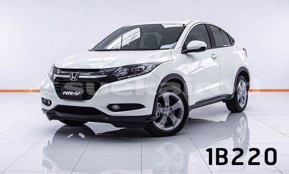 Buy Used Honda HR-V White Car in Bangkok in Bangkok Buy Used Honda HR-V White Car in Bangkok in Bangkok