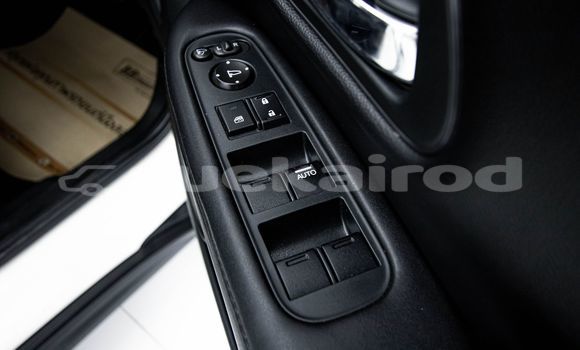 Buy Used Honda HR-V White Car in Bangkok in Bangkok Buy Used Honda HR-V White Car in Bangkok in Bangkok