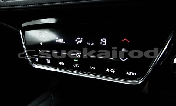 Buy Used Honda HR-V White Car in Bangkok in Bangkok Buy Used Honda HR-V White Car in Bangkok in Bangkok