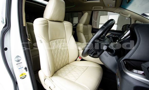 ซื้อ รถมือสอง Toyota Alphard ขาว รถยนต์ ใน %{เมือง} ใน กรุงเทพมหานคร ซื้อ รถมือสอง Toyota Alphard ขาว รถยนต์ ใน %{เมือง} ใน กรุงเทพมหานคร