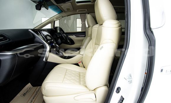 ซื้อ รถมือสอง Toyota Alphard ขาว รถยนต์ ใน %{เมือง} ใน กรุงเทพมหานคร ซื้อ รถมือสอง Toyota Alphard ขาว รถยนต์ ใน %{เมือง} ใน กรุงเทพมหานคร