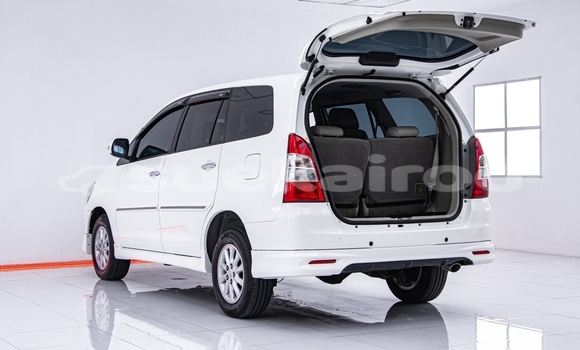 ซื้อ รถมือสอง Toyota Innova ขาว รถยนต์ ใน %{เมือง} ใน กรุงเทพมหานคร ซื้อ รถมือสอง Toyota Innova ขาว รถยนต์ ใน %{เมือง} ใน กรุงเทพมหานคร