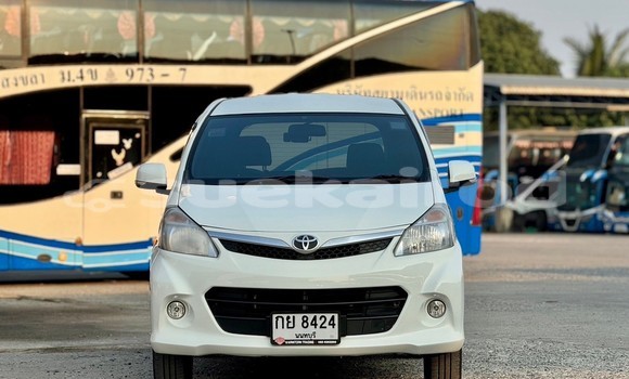Buy Used Toyota Avanza White Car in Bangkok in Bangkok