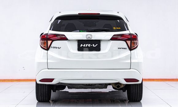 Buy Used Honda HR-V White Car in Bangkok in Bangkok Buy Used Honda HR-V White Car in Bangkok in Bangkok