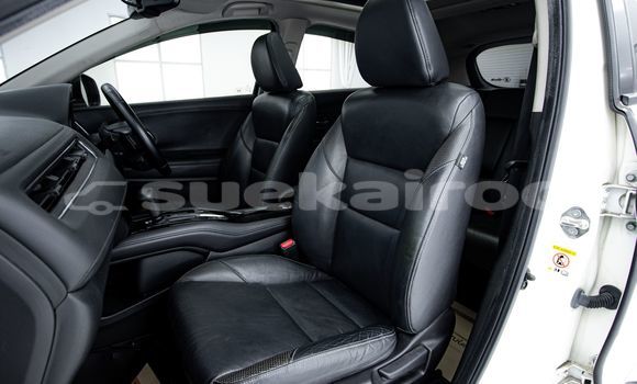 Buy Used Honda HR-V White Car in Bangkok in Bangkok Buy Used Honda HR-V White Car in Bangkok in Bangkok