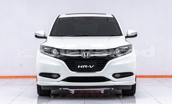 Buy Used Honda HR-V White Car in Bangkok in Bangkok Buy Used Honda HR-V White Car in Bangkok in Bangkok