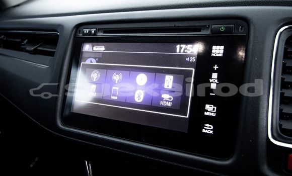 Buy Used Honda HR-V White Car in Bangkok in Bangkok Buy Used Honda HR-V White Car in Bangkok in Bangkok