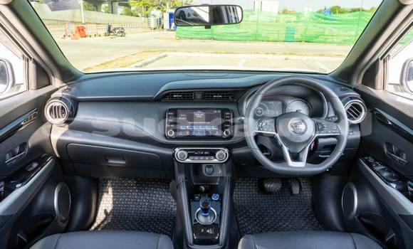 Buy Used Nissan Note White Car in Bangkok in Bangkok Buy Used Nissan Note White Car in Bangkok in Bangkok