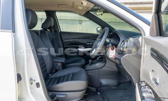 Buy Used Nissan Note White Car in Bangkok in Bangkok Buy Used Nissan Note White Car in Bangkok in Bangkok