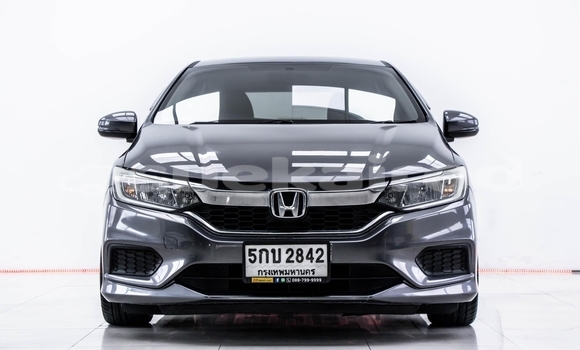 ซื้อ รถมือสอง Honda City อื่น ๆ รถยนต์ ใน %{เมือง} ใน กรุงเทพมหานคร