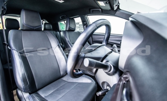 Buy Used Toyota Yaris Ativ White Car in Bangkok in Bangkok Buy Used Toyota Yaris Ativ White Car in Bangkok in Bangkok