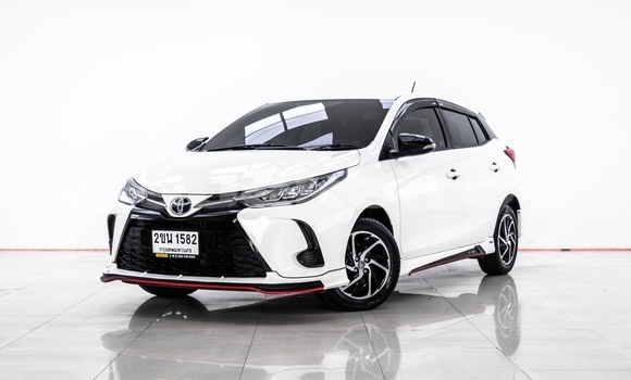 Buy Used Toyota Yaris Ativ White Car in Bangkok in Bangkok Buy Used Toyota Yaris Ativ White Car in Bangkok in Bangkok