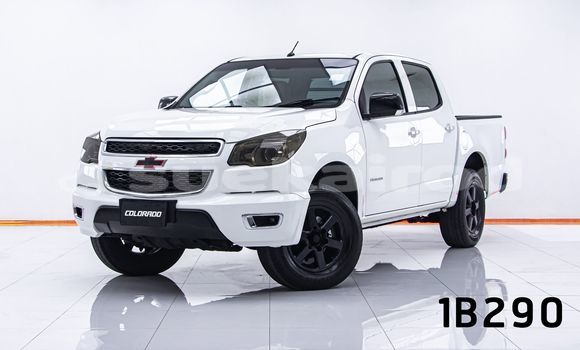 ซื้อ รถมือสอง Chevrolet Colorado ขาว รถยนต์ ใน %{เมือง} ใน กรุงเทพมหานคร