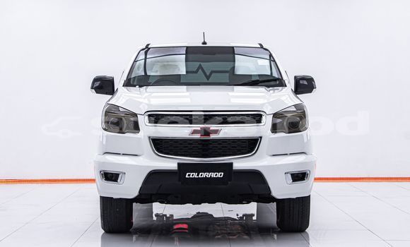 Buy Used Chevrolet Colorado White Car in Bangkok in Bangkok Buy Used Chevrolet Colorado White Car in Bangkok in Bangkok