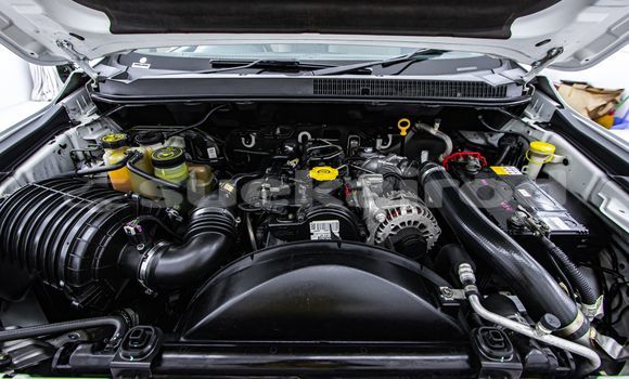 Buy Used Chevrolet Colorado White Car in Bangkok in Bangkok Buy Used Chevrolet Colorado White Car in Bangkok in Bangkok