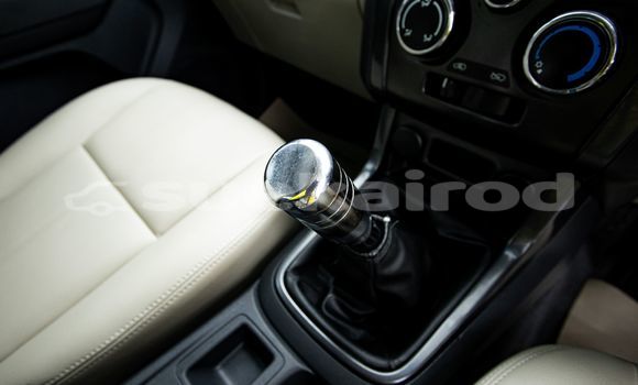 Buy Used Chevrolet Colorado White Car in Bangkok in Bangkok Buy Used Chevrolet Colorado White Car in Bangkok in Bangkok