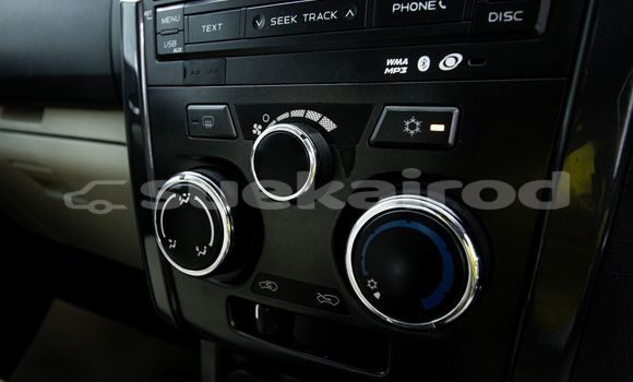 Buy Used Chevrolet Colorado White Car in Bangkok in Bangkok Buy Used Chevrolet Colorado White Car in Bangkok in Bangkok