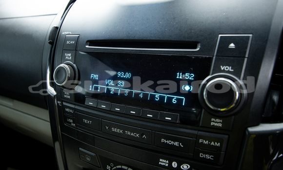 Buy Used Chevrolet Colorado White Car in Bangkok in Bangkok Buy Used Chevrolet Colorado White Car in Bangkok in Bangkok