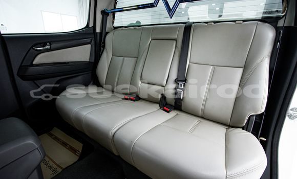 Buy Used Chevrolet Colorado White Car in Bangkok in Bangkok Buy Used Chevrolet Colorado White Car in Bangkok in Bangkok