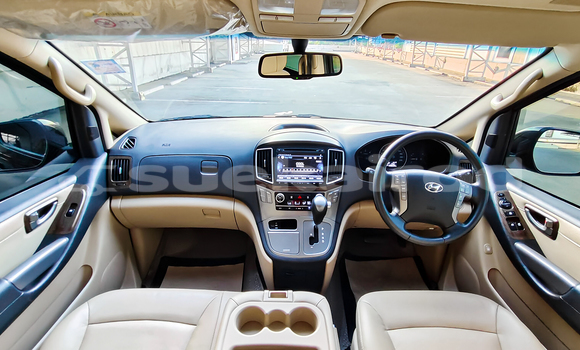 Buy Used Hyundai H1 Brown Car in Bangkok in Bangkok Buy Used Hyundai H1 Brown Car in Bangkok in Bangkok