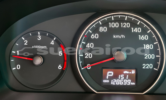 Buy Used Hyundai H1 Brown Car in Bangkok in Bangkok Buy Used Hyundai H1 Brown Car in Bangkok in Bangkok