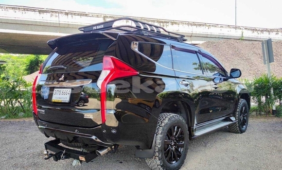 ซื้อ รถมือสอง Mitsubishi Pajero Sport สีดำ รถยนต์ ใน %{เมือง} ใน กรุงเทพมหานคร ซื้อ รถมือสอง Mitsubishi Pajero Sport สีดำ รถยนต์ ใน %{เมือง} ใน กรุงเทพมหานคร