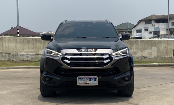 ซื้อ รถมือสอง Isuzu MU-X สีดำ รถยนต์ ใน %{เมือง} ใน กรุงเทพมหานคร