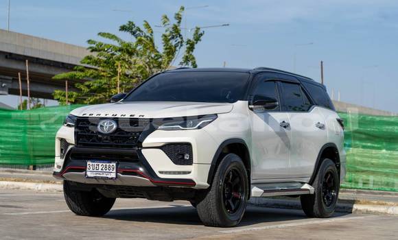 Buy Used Toyota Fortuner White Car in Bangkok in Bangkok Buy Used Toyota Fortuner White Car in Bangkok in Bangkok