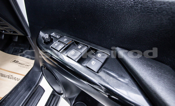 Buy Used Toyota Hiluxe Revo White Car in Bangkok in Bangkok Buy Used Toyota Hiluxe Revo White Car in Bangkok in Bangkok