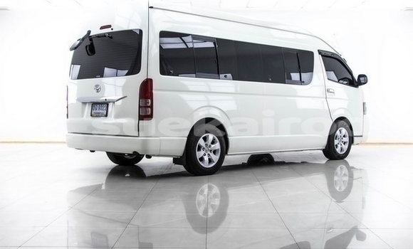 ซื้อ รถมือสอง Toyota Commuter ขาว รถยนต์ ใน %{เมือง} ใน กรุงเทพมหานคร ซื้อ รถมือสอง Toyota Commuter ขาว รถยนต์ ใน %{เมือง} ใน กรุงเทพมหานคร