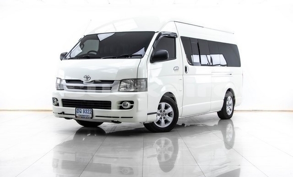 ซื้อ รถมือสอง Toyota Commuter ขาว รถยนต์ ใน %{เมือง} ใน กรุงเทพมหานคร ซื้อ รถมือสอง Toyota Commuter ขาว รถยนต์ ใน %{เมือง} ใน กรุงเทพมหานคร