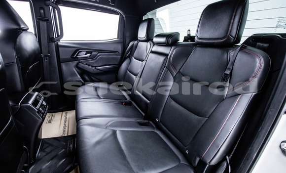 Buy Used Isuzu D–MAX White Car in Bangkok in Bangkok Buy Used Isuzu D–MAX White Car in Bangkok in Bangkok