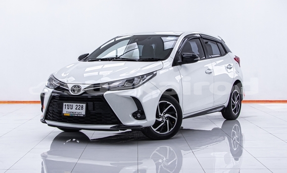 ซื้อ รถมือสอง Toyota Yaris ขาว รถยนต์ ใน %{เมือง} ใน กรุงเทพมหานคร ซื้อ รถมือสอง Toyota Yaris ขาว รถยนต์ ใน %{เมือง} ใน กรุงเทพมหานคร