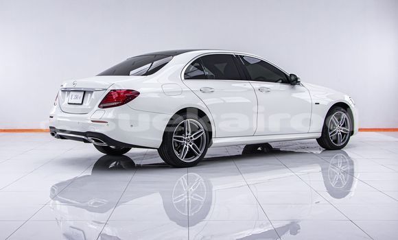 Buy Used Mercedes-Benz E-Classe White Car in Bangkok in Bangkok Buy Used Mercedes-Benz E-Classe White Car in Bangkok in Bangkok