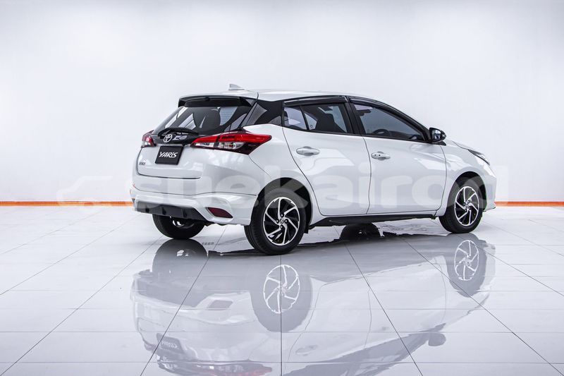 Big with watermark toyota yaris bangkok bangkok 70191