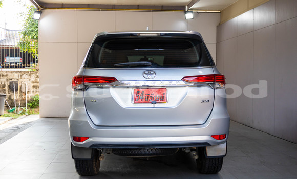 ซื้อ รถมือสอง Toyota Fortuner เงิน รถยนต์ ใน %{เมือง} ใน กรุงเทพมหานคร ซื้อ รถมือสอง Toyota Fortuner เงิน รถยนต์ ใน %{เมือง} ใน กรุงเทพมหานคร