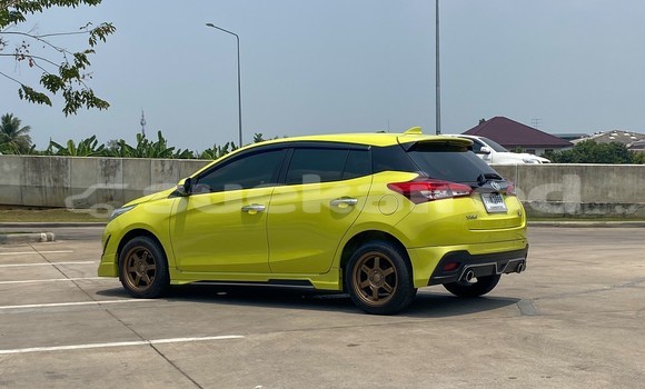 ซื้อ รถมือสอง Toyota Yaris Ativ เขียว รถยนต์ ใน %{เมือง} ใน กรุงเทพมหานคร ซื้อ รถมือสอง Toyota Yaris Ativ เขียว รถยนต์ ใน %{เมือง} ใน กรุงเทพมหานคร