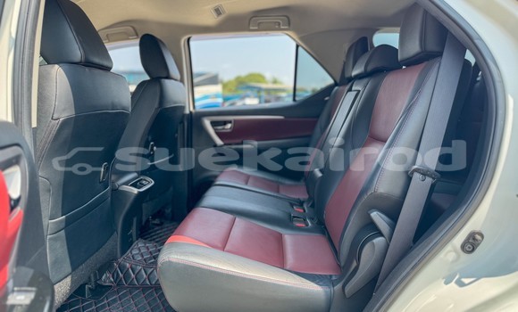 ซื้อ รถมือสอง Toyota Fortuner ขาว รถยนต์ ใน %{เมือง} ใน กรุงเทพมหานคร ซื้อ รถมือสอง Toyota Fortuner ขาว รถยนต์ ใน %{เมือง} ใน กรุงเทพมหานคร