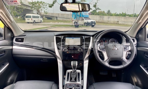 Buy Used Mitsubishi Pajero White Car in Bangkok in Bangkok Buy Used Mitsubishi Pajero White Car in Bangkok in Bangkok