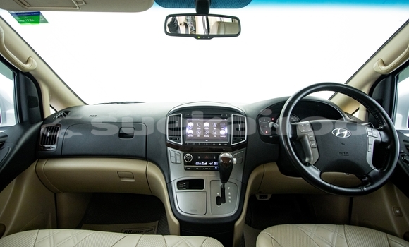 ซื้อ รถมือสอง Hyundai Grand Starex ขาว รถยนต์ ใน %{เมือง} ใน กรุงเทพมหานคร ซื้อ รถมือสอง Hyundai Grand Starex ขาว รถยนต์ ใน %{เมือง} ใน กรุงเทพมหานคร