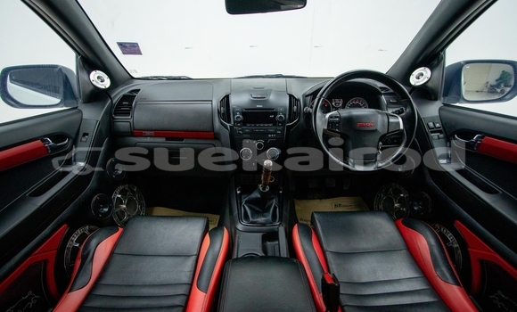 Buy Used Isuzu D-Max White Car in Bangkok in Bangkok Buy Used Isuzu D-Max White Car in Bangkok in Bangkok