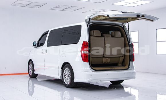 Buy Used Hyundai Grand Starex White Car in Bangkok in Bangkok Buy Used Hyundai Grand Starex White Car in Bangkok in Bangkok