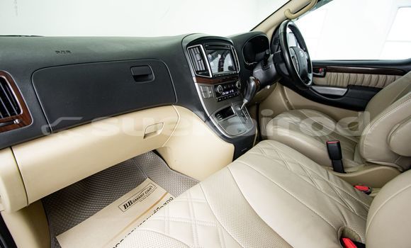 Buy Used Hyundai Grand Starex White Car in Bangkok in Bangkok Buy Used Hyundai Grand Starex White Car in Bangkok in Bangkok